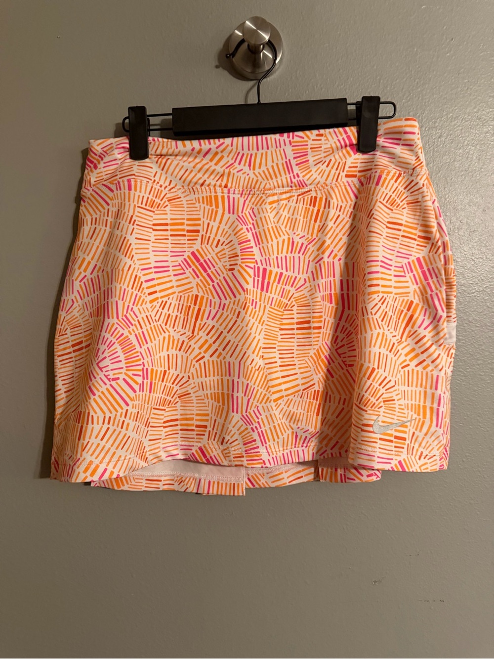 Nike Pink and Orange Patterned Golf Skort